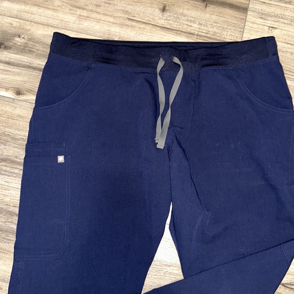 Figs - Picture 2 of 4